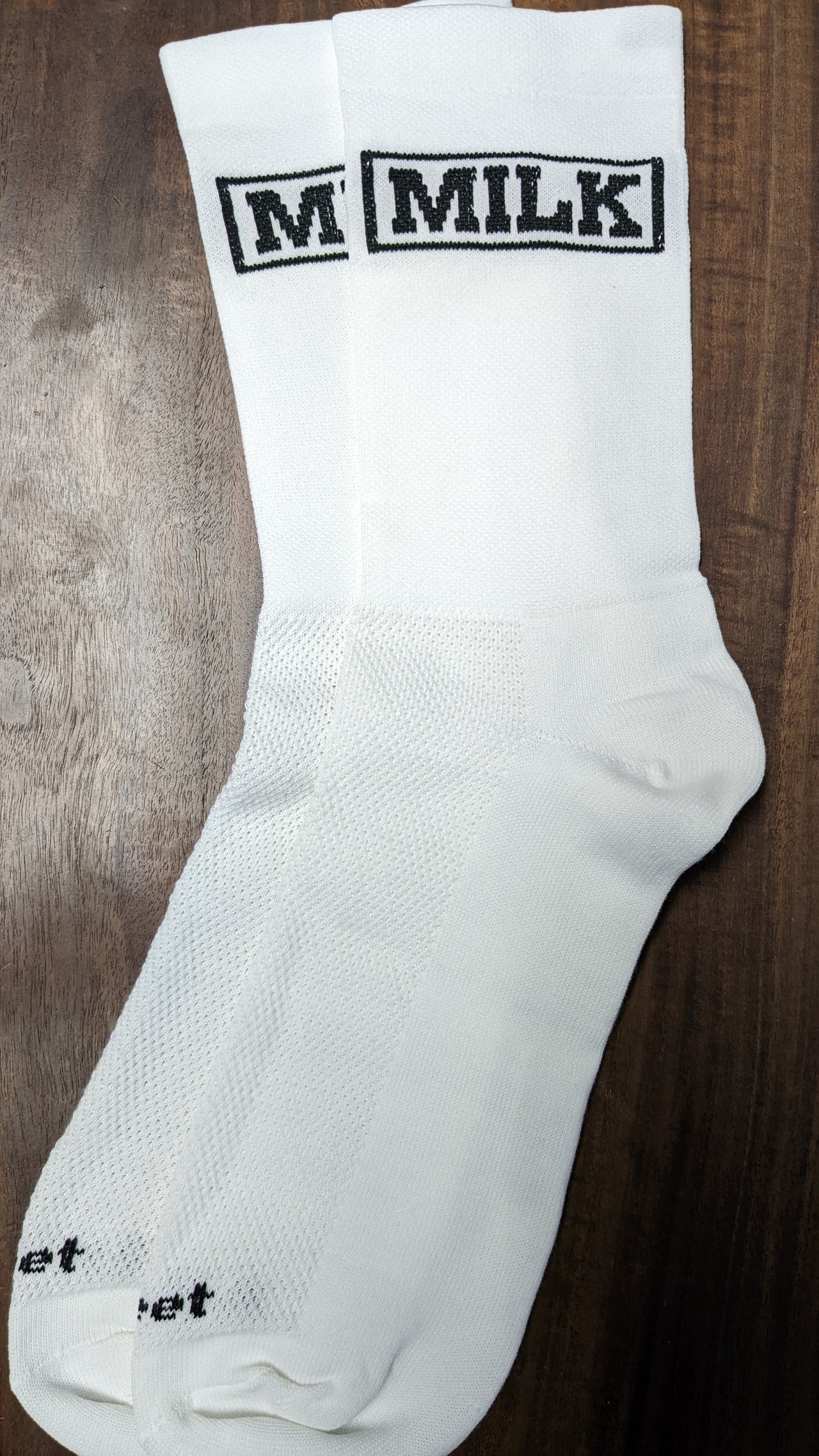 Aireater Milk Socks 6" Cuff